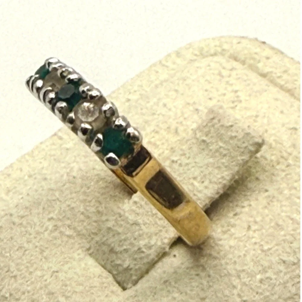 Vintage 18K Gold Plated Green Clear Rhinestone Five Stone Ring Size 4.75 18KHGE